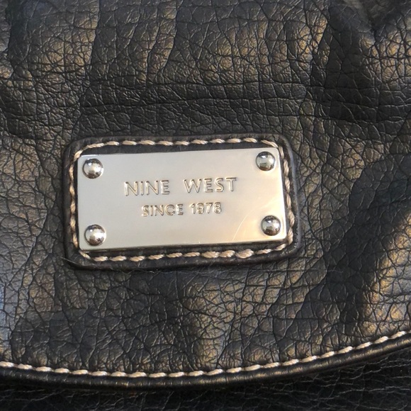 Crossbody - Picture 6 of 6